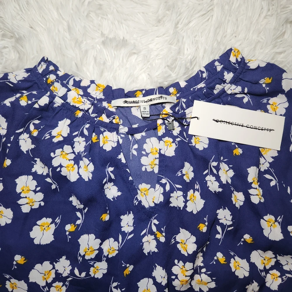Collective Concepts Blue Floral Balloon Sleeve Dress